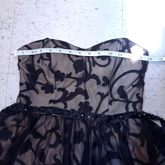B. SMART | Black & tan tulle strapless mini prom dress - Picture 11 of 15